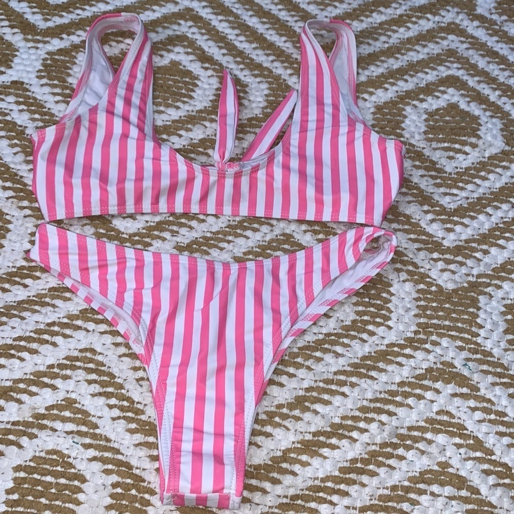 zaful bikini pink and white stripes - Picture 8 of 9